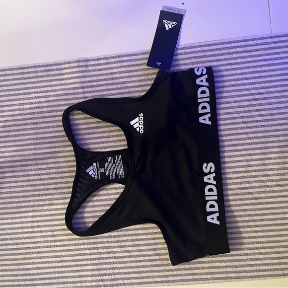 NWT Girls Adidas Sports Bra Climacontrol size 14 - Picture 1 of 6